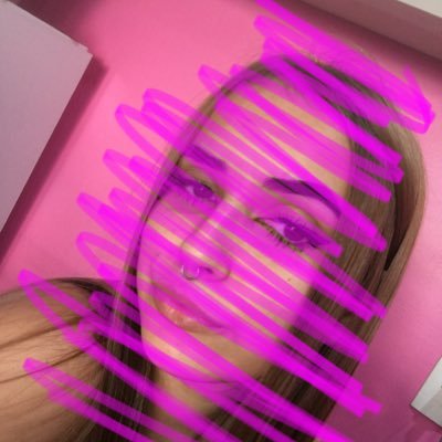 wow_lariss's profile picture. essa boneca chora e bebe |