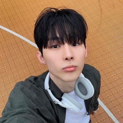 sh4warmar1ce's profile picture. julia melissa morado de guzman is gold, alyssa valdez clutch kween!