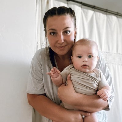 MrsAshleyFarr's profile picture. 