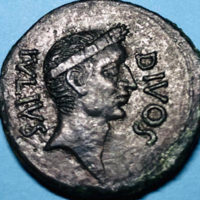 古代ローマやギリシャのコインを中心に収集しています。