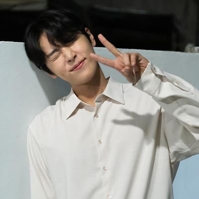 midnight_road89's profile picture. SF9❤️ 날아올라🔥