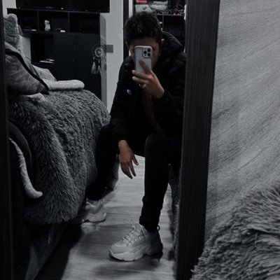 Andrslipe_1's profile picture. IG: @Andrwxy01