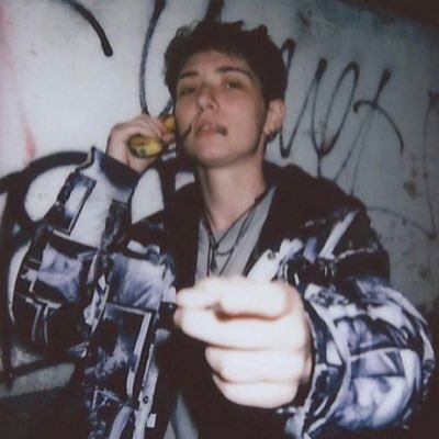 film student // CISA // film editor // 24yo // he/him // “comunque frana non è che fria”