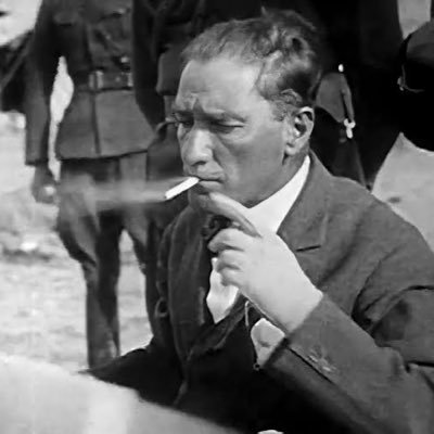 yahsi_20's profile picture. 