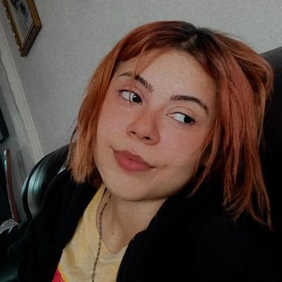 RespiraEn1's profile picture. No les caigo bien a muchos por qué con ninguno hablo, ni les cuento sobre mi vida personal, mucho menos lo que estoy pensando... Sólo me gusta ver.