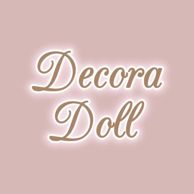 ㈱ツクリエ(@tsucrea_jp)のドール服向け材料シリーズ #DecoraDoll の公式アカウントです✨#デコラドール #ちいさな世界のちいさな生地 💎手芸専門店やオンラインショップ(https://t.co/Hb381IWCgf)で発売中です🎀作品リポストさせていただきます🙇🏻‍♀️