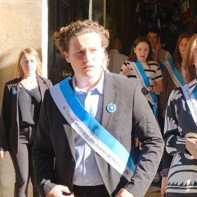 Engagé pour le 9/10 et pour Marseille !  #onestdedroite