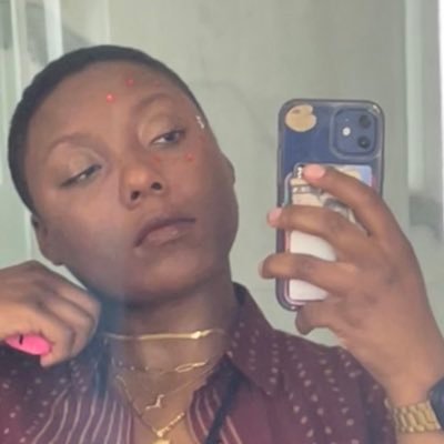 layrasenough_'s profile picture. Always comfortable, never complacent 💪🏿