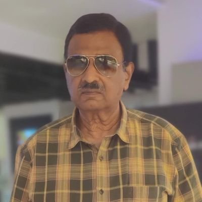 dksaxena22's profile picture. 