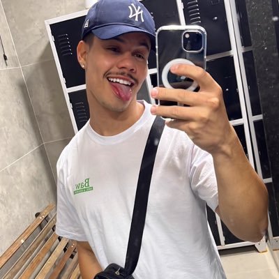 Vai cuidar da sua Vida 🤪