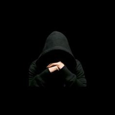 JLuisCrz90_PR🇵🇷🐺🖤