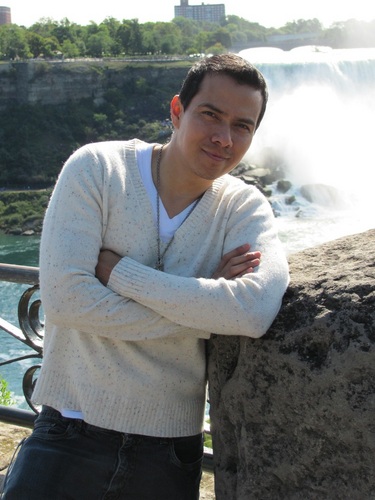 GindoGaleana's profile picture. Alivianado, divertido, histerico, maniatico, ordenado, querendon y buen amigo