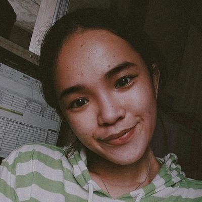 echolalaine's profile picture. Is there a right way for how this goes?