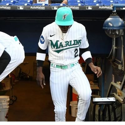 My name is Hector I play baseball I am a good player ss and 2b games I am 5.7 Aug 6.7 in the sixties I am 2026 in the United States 🇺🇸🇩🇴⚾💪