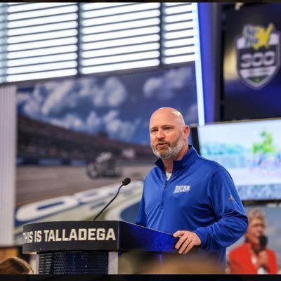 Father, Husband, Educator-@NJCAA VP-@ISUSOE PhD-Hawkeyes & Dodgers-PROUD Community College Graduate-Opinions are my own.