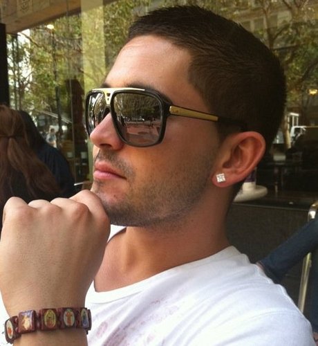 MrSantana2u's profile picture. Portugese... Work hard play harder, love fast cars big money oh Yes Call me Mr.Steal Ya gurl.. I'm as REAL as LIFE. FOLLLOW ME...