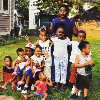 Eriziah14's profile picture. 