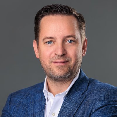 Father of 2 amazing girls, husband of an amazing wife. Sports fan and tech fanatic. Building companies. CEO of @TechInsightsInc. Chairman @CAFCOfficial.