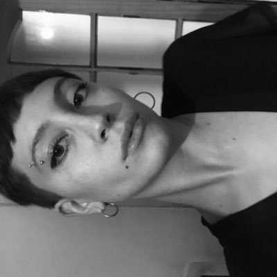 LuchaDavin's profile picture. Socióloga. Prefiero ver el mundo tal cual es.