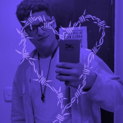 cristixnt's profile picture. A veces miras desde el cielo queriendo destrozar mi calma... ☁⚡