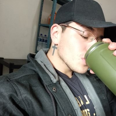 AzamarMartnez2's profile picture. 🇲🇽
Atleta bodybuilder.💪🏼
Entrenador & Preparador físico.
O giras al rededor del mundo o,dejas que el mundo gire al rededor tuyo.