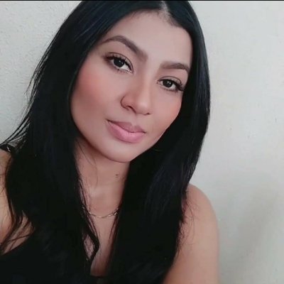 VaahW's profile picture. 16🔥