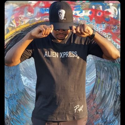 AlienXpress's profile picture. Entrepreuner