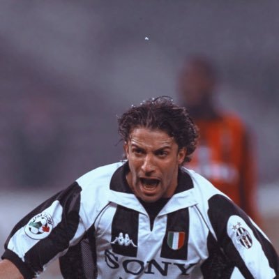 azymondeez's profile picture. 