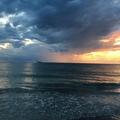 Angelitajean07's profile picture. 