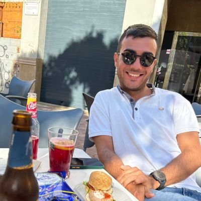 JesuusVP's profile picture. Traductor En/Fr-Es/Cat
📝