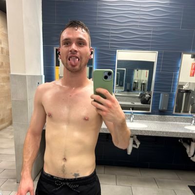 TommySims0427's profile picture. Love Life.