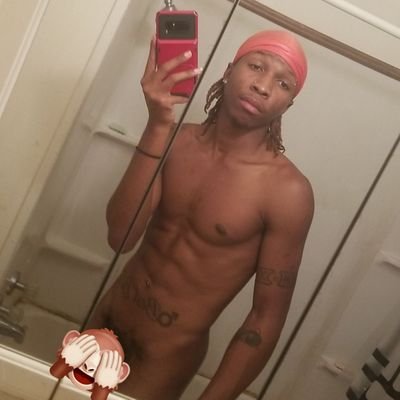 Big Freak with a BBC
5ft11, 9inch+, Aries The Ram, Tattoo Artist, Exhibitionist, Nudist & more 😛😏
Snap: best_bi CashApp: Shadowkyu50
🔞 Contains Adult Content
