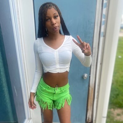 nesh_fab's profile picture. 👑💵💰