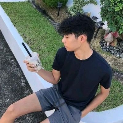 dumpweo's profile picture. alcoholic