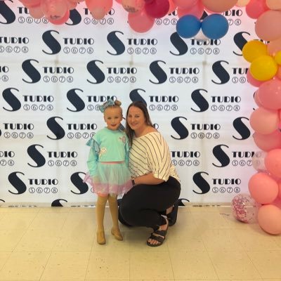 meg_schmit15's profile picture. 👋