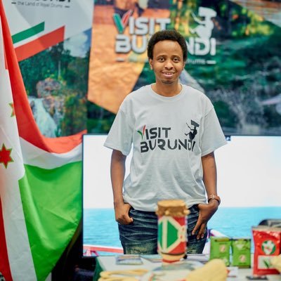 Je suis au service de ma nation Ceux résidant au Burundi voire ceux de la diaspora. No Facebook account ❌ MUHIRA ❤️🇧🇮 MONTRÉAL 📍 🇨🇦