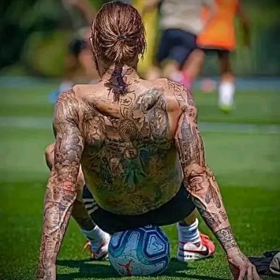 Moseh715640's profile picture. 