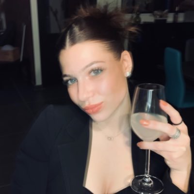 NrtLaurane's profile picture. 