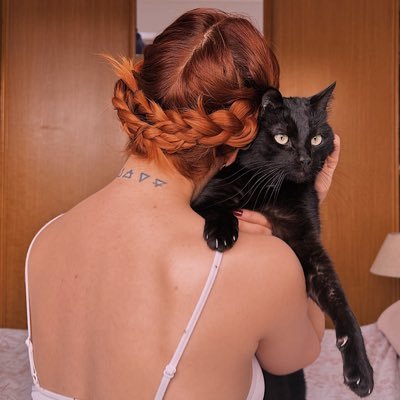 HelsinkiWint's profile picture. 