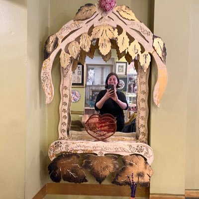 eceyassitepe's profile picture. 