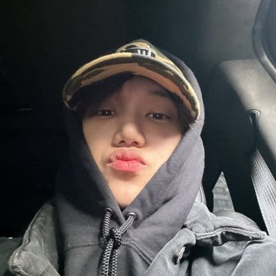 hnimrtn's profile picture. Among in a millions✨ ot9🧎🏻‍♀️