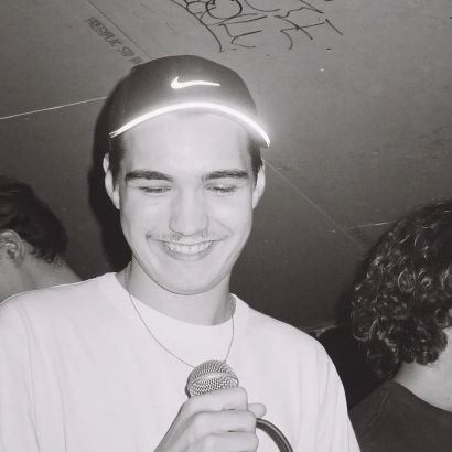 Ferris_bullard's profile picture. Fabrique des chansons.
Membre du collectif 135.