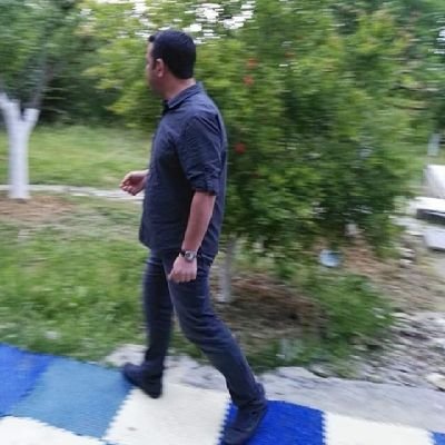 Diyarbakır. Nevi şahsına münhasır. Bukowski okuru ve bira budalası...