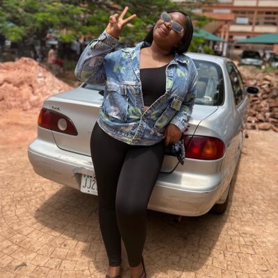 A big lover of God, The Weeknd, Davido, Teni Makanaki, Doja Cat and Cardi B. I love music in general🎶🎧. I’m a super Lioness 🇳🇬🦁and a proud Social Worker❤️.