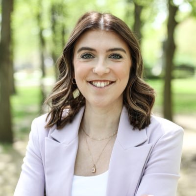 nicole_kirk0's profile picture. Formerly @fightingirish, @UNC_Bears, @frostburgsports | @FrostburgState 🏑 & x2 alum | WLS 2019 | NCAA ELS 2019 | opinions are my own