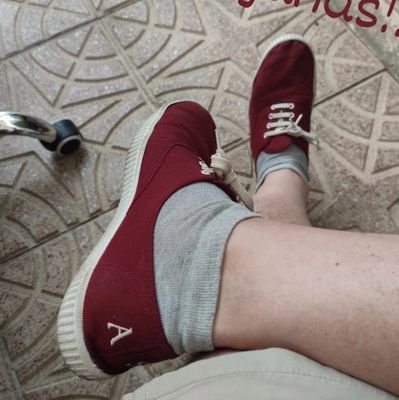 danicurro79's profile picture. Historiador y Bioético.