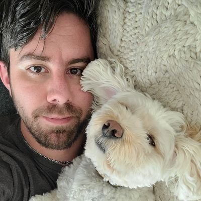 chrishlarsen's profile picture. Poodle daddy, homo hubby
