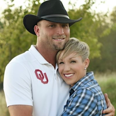 HyblBecca's profile picture. Proud wife and mama. Lover of Jesus, Family and Friends. Always cheering on Norman High Basketball, OU Men’s Golf and everything Boomer Sooner!