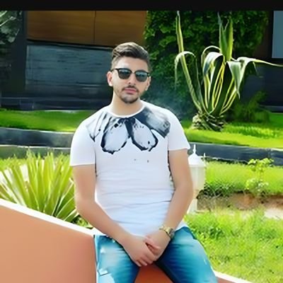 Mohamed38906395's profile picture. 