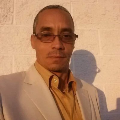 praterjamesjr's profile picture. 